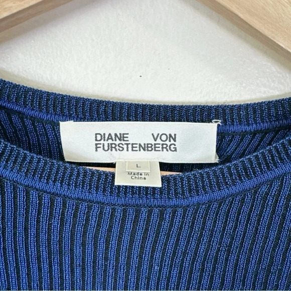 Diane Von Furstenberg Navy and Black Crew Neck Sweater - Picture 13 of 16